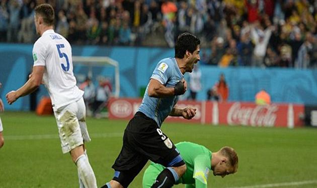 سواريز انجلترا واوروجواي